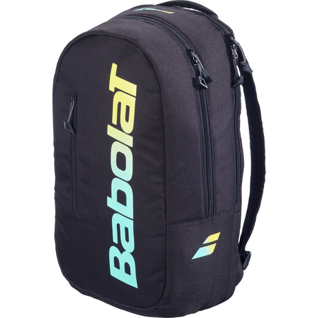 Zwarte Babolat Backpack Court Lite met geel-groen logo, schuin vooraanzicht.