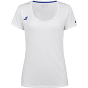 Witte Babolat Play Cap Sleeve Top voor dames met blauwe halsbies en blauw logo