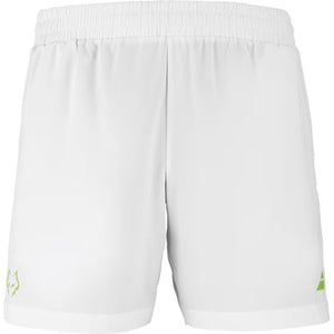 Witte Babolat Short Lebron 2026 met groene stierkop en groen logo op de pijpen