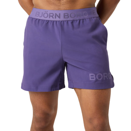 Bjorn Borg 6 inch short voor heren in paars, vooraanzicht op model