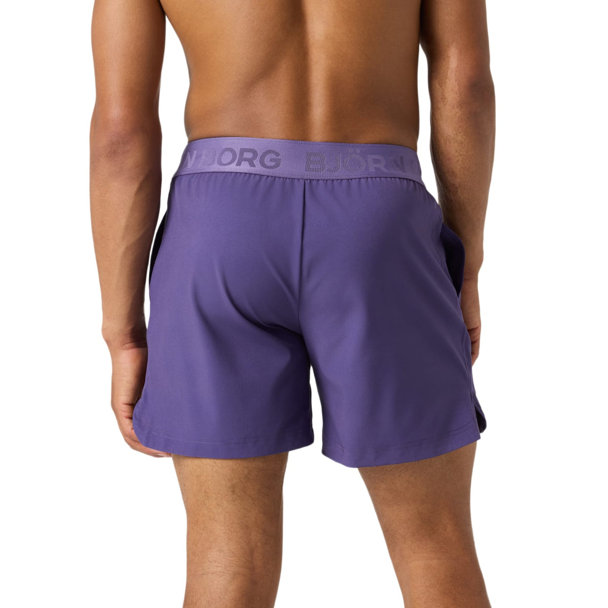 Achterzijde van de paarse Bjorn Borg 6 inch short voor heren