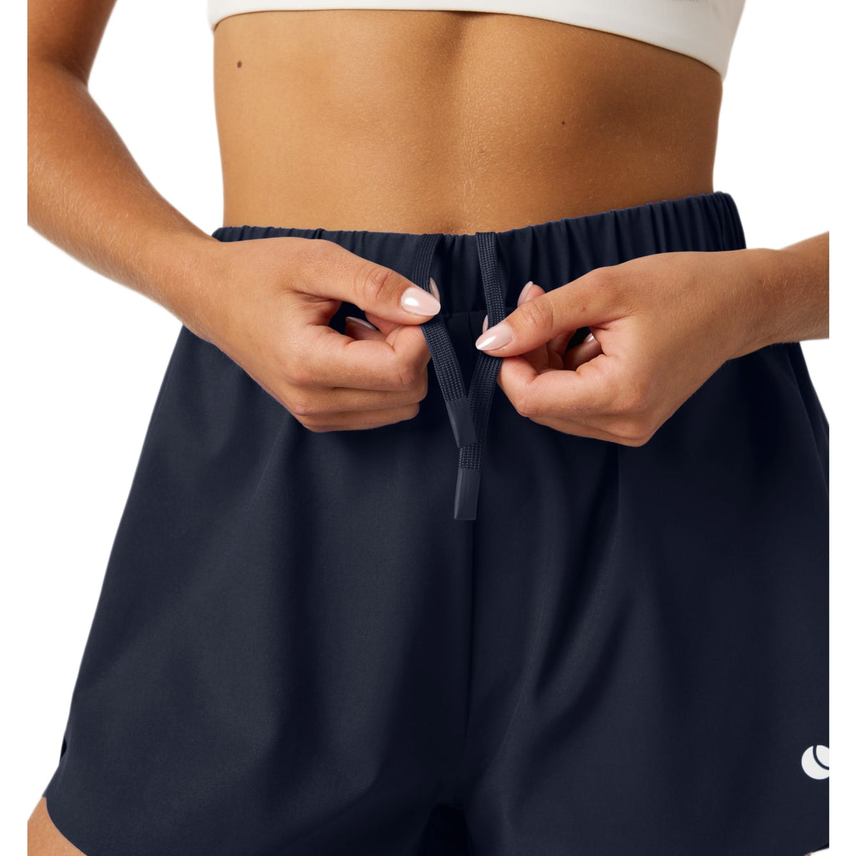 Detail van de taille met koord van de donkerblauwe Bjorn Borg Ace 2-in-1 short