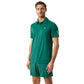 Model draagt de Bjorn Borg Ace Mesh Panel polo in donkergroen met short