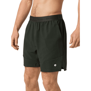 Zijaanzicht van de donkergroene Bjorn Borg Ace Pro short met wit logo op de pijp