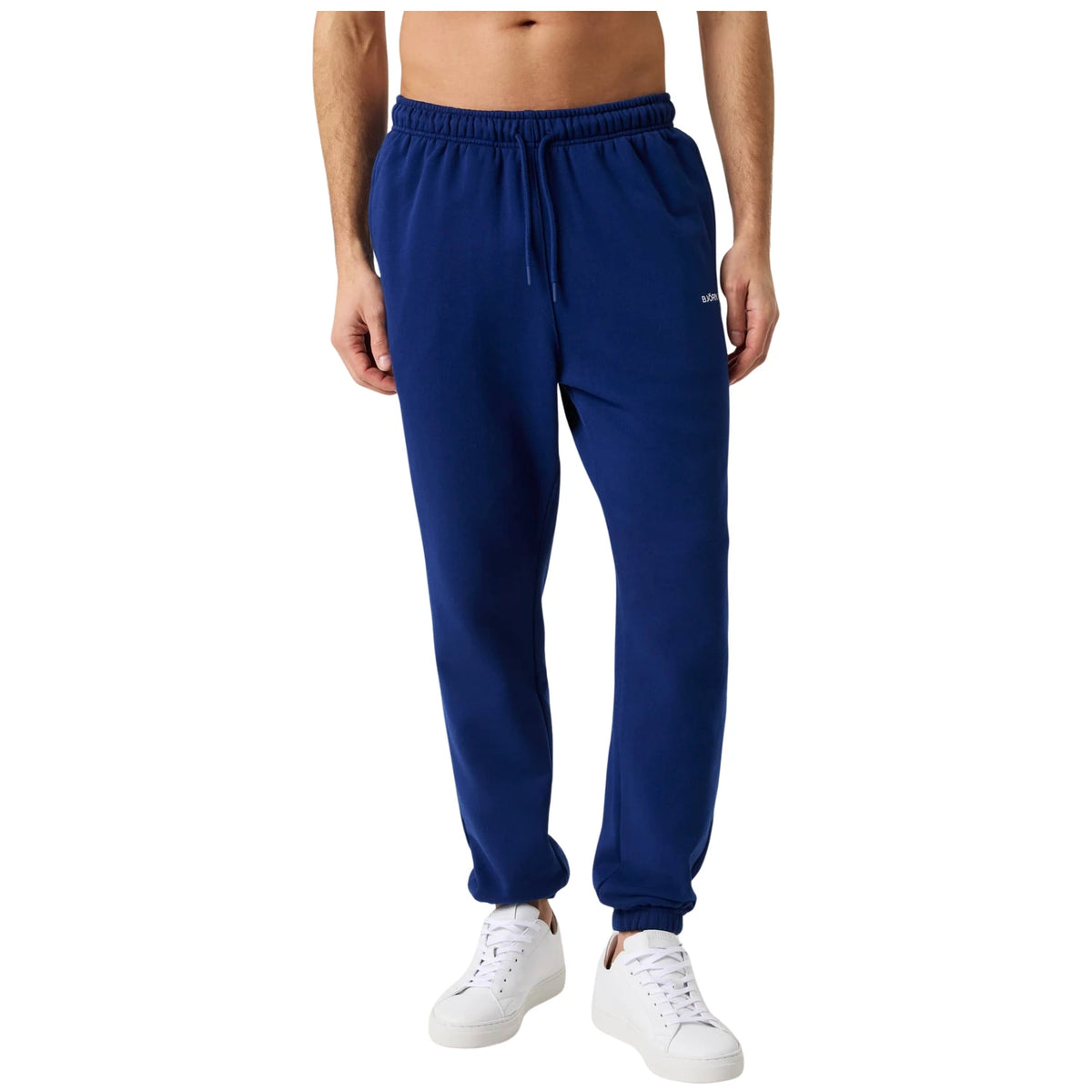 Björn Borg Classic Sweatpants Blue Depths - ten voeten uit op model