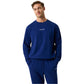 Model draagt de donkerblauwe Bjorn Borg sweater met joggingbroek