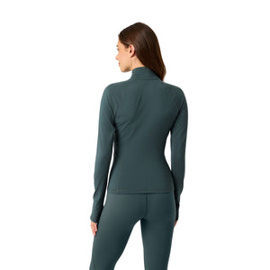 Achterzijde van het donkergroene Bjorn Borg vest op model