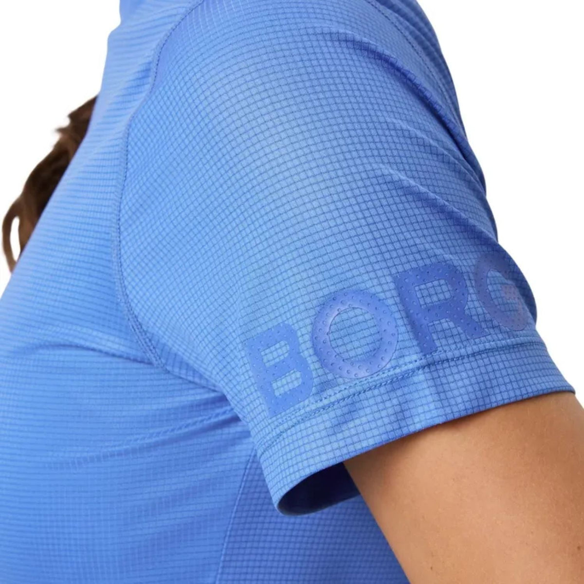 Close-up van de BORG opdruk op de mouw van het blauwe Bjorn Borg Light T-shirt