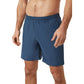 Vooraanzicht van de blauwe Bjorn Borg Short Ace 9 sportshort met zijzakken, gedragen door model