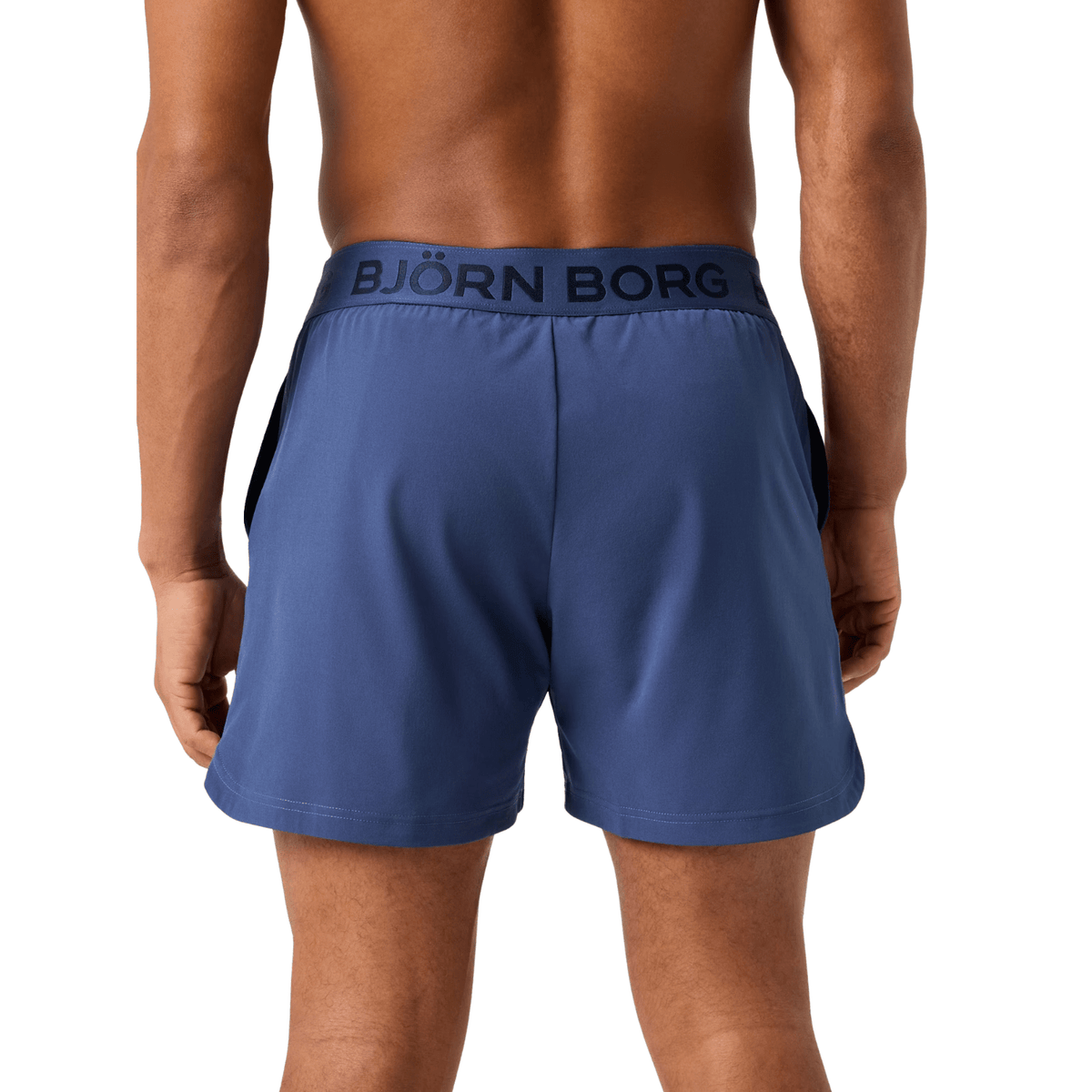 Achterzijde van de staalblauwe Bjorn Borg Short Shorts, gedragen