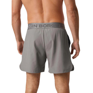 Achterzijde van de warmgrijze Bjorn Borg Short Shorts, gedragen
