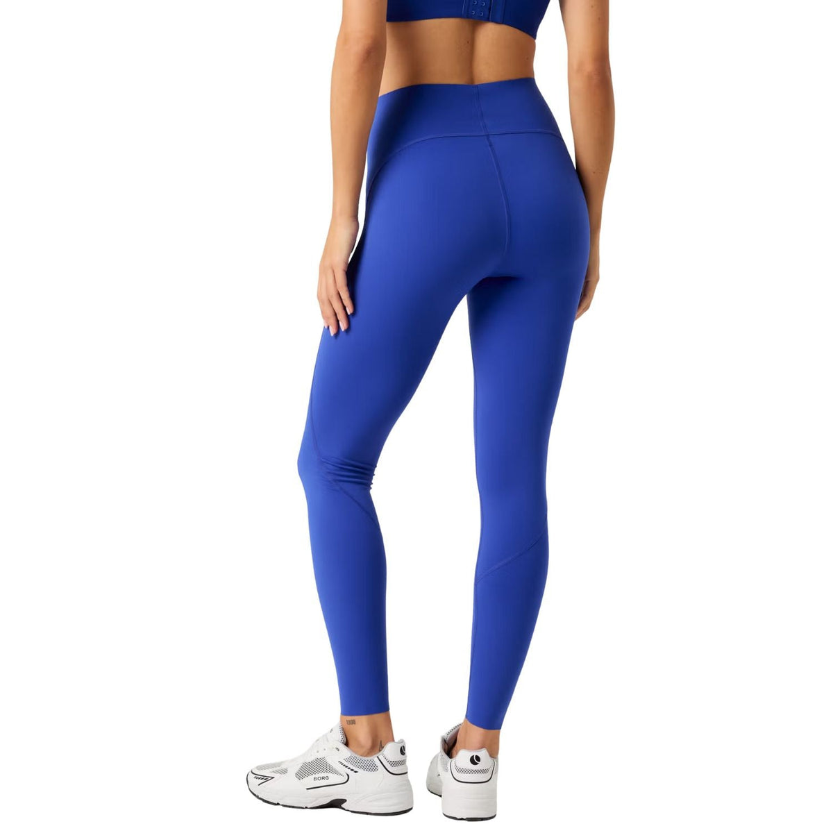 Achterzijde van de kobaltblauwe Bjorn Borg Sleek legging, gedragen