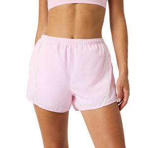 Vooraanzicht van de lichtroze Bjorn Borg Sports Shorts met witte bies op de zijkant