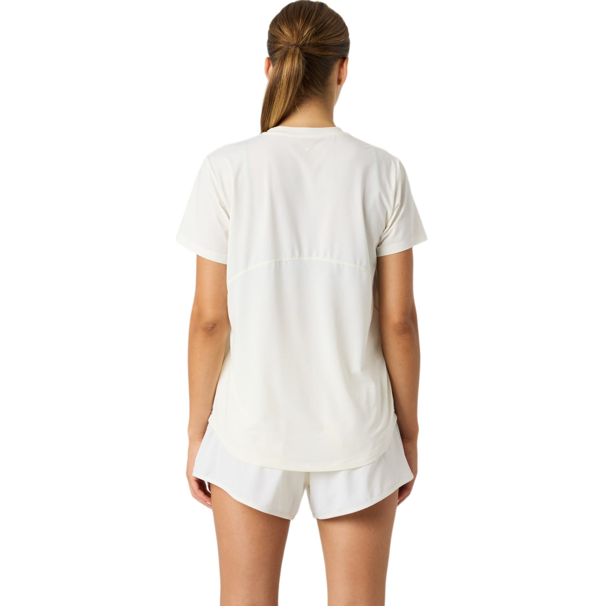 Achterzijde van het gebroken witte Bjorn Borg Sports T-shirt met bijpassende short