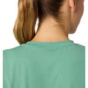 Detail van de achterkraag van het groene Bjorn Borg Sports T-shirt