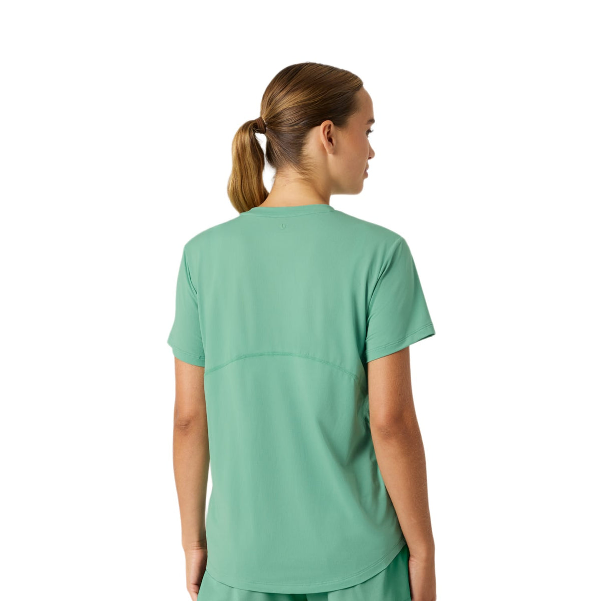 Achterzijde van het groene Bjorn Borg Sports T-shirt, gedragen door model