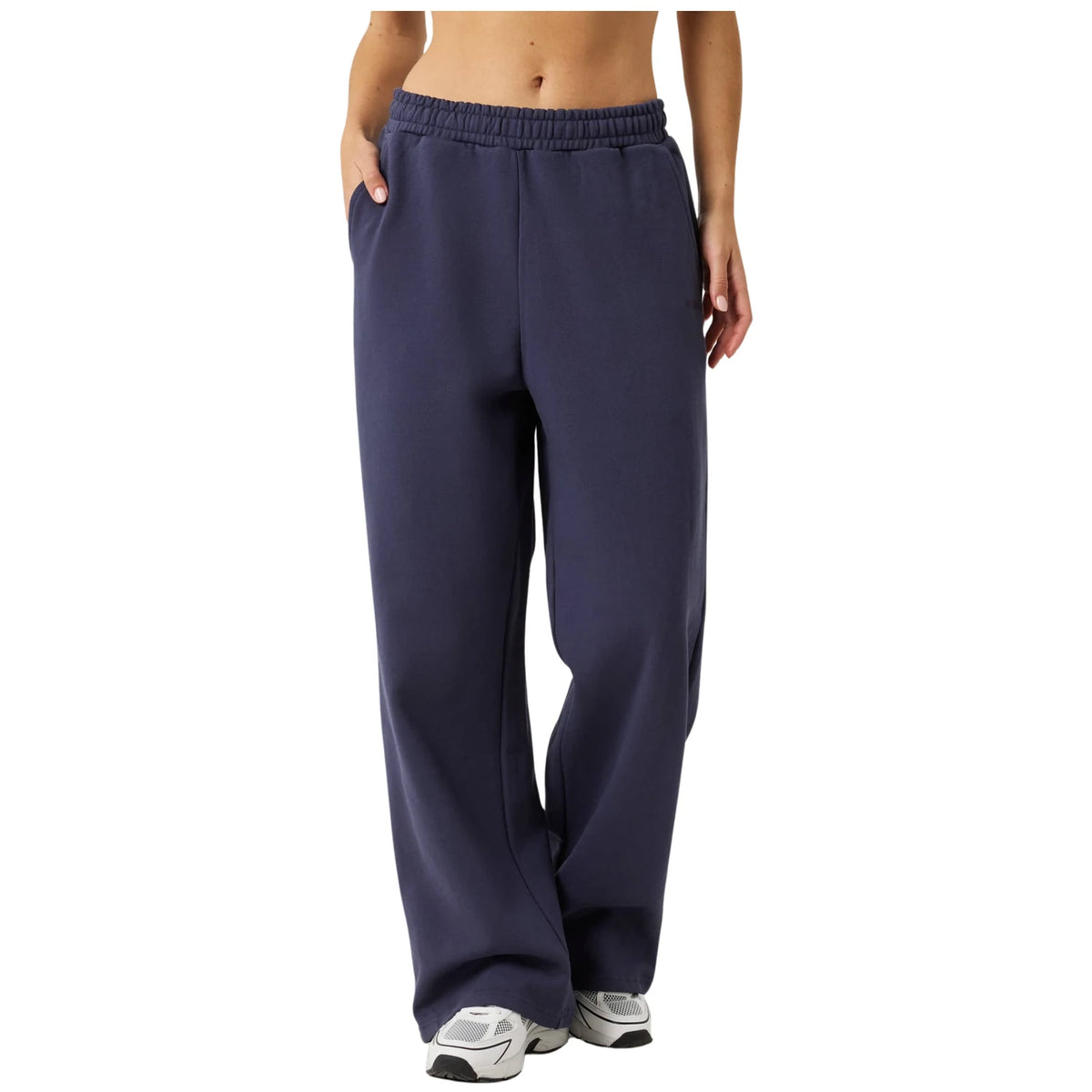 Björn Borg Studio Oversized Straight Sweatpants Odyssey Gray - ten voeten uit op model