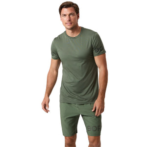 Bjorn Borg T-shirt voor heren in olijfgroen, gedragen vooraanzicht
