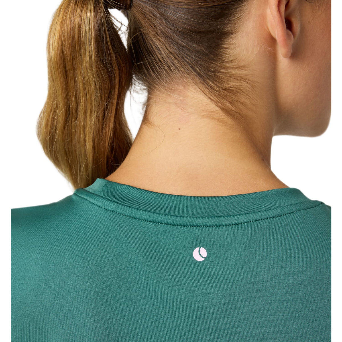 Detail van de achterkraag met logo van het groene Bjorn Borg T-shirt