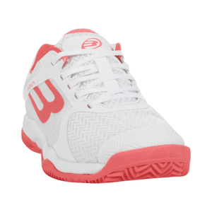 Schuin vooraanzicht van de Bullpadel Indiga 25I W Pink met koraalroze logo