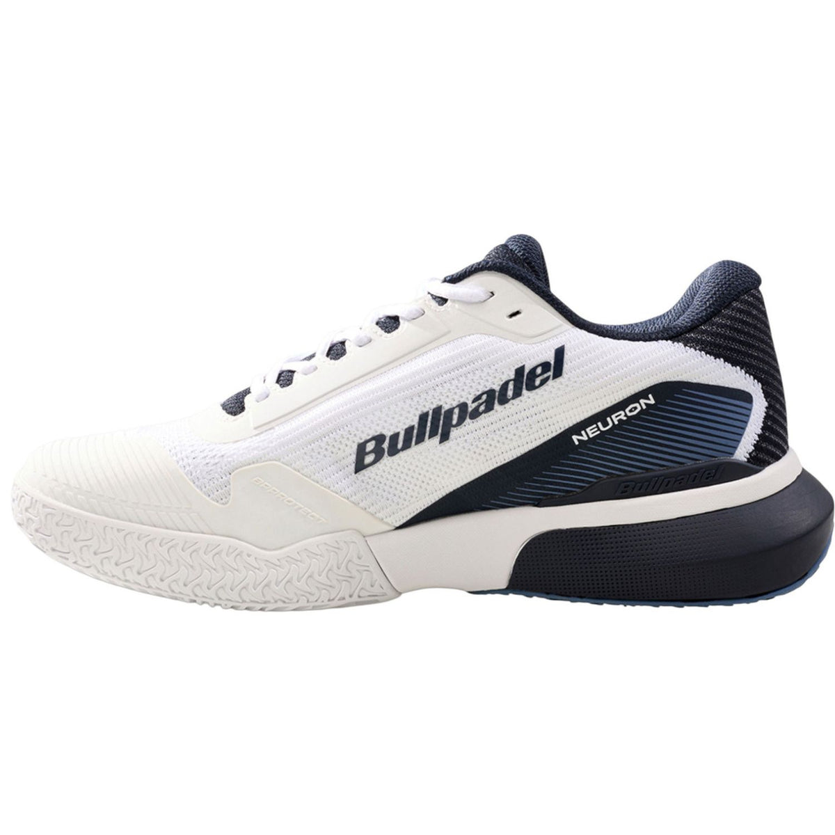 Binnenzijde van de witte Bullpadel Neuron 26V met donkerblauwe hiel