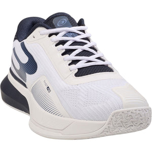 Schuin vooraanzicht van de witte Bullpadel Neuron 26V met donkerblauw logo