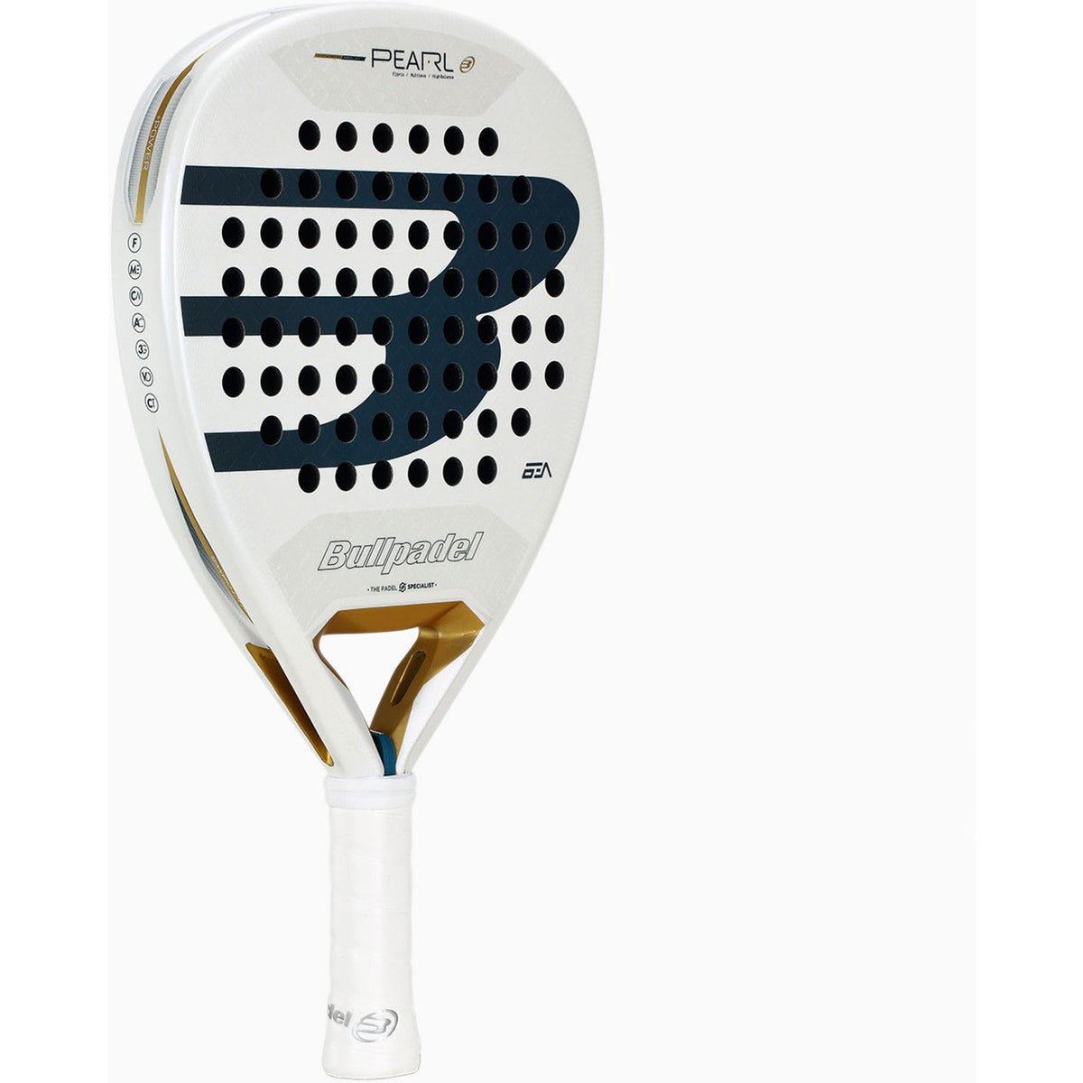 Bullpadel Pearl 26 padelracket schuin vooraanzicht, diamantvorm in wit met goud