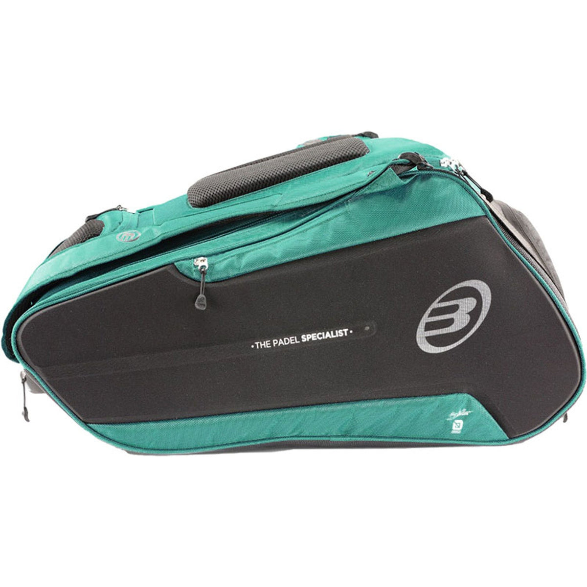Zijaanzicht van de petrolblauwe Bullpadel Hack 2025 racketbag met grijze onderkant.