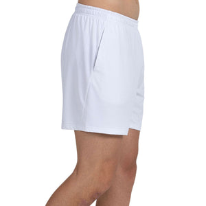 Zijaanzicht van de witte Bullpadel Short Monfort met zijsplit en elastische taille
