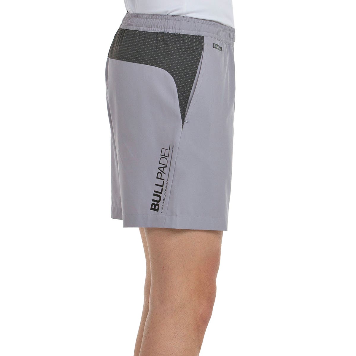 Zijaanzicht van de lichtgrijze Bullpadel Muinos short met split in de pijp