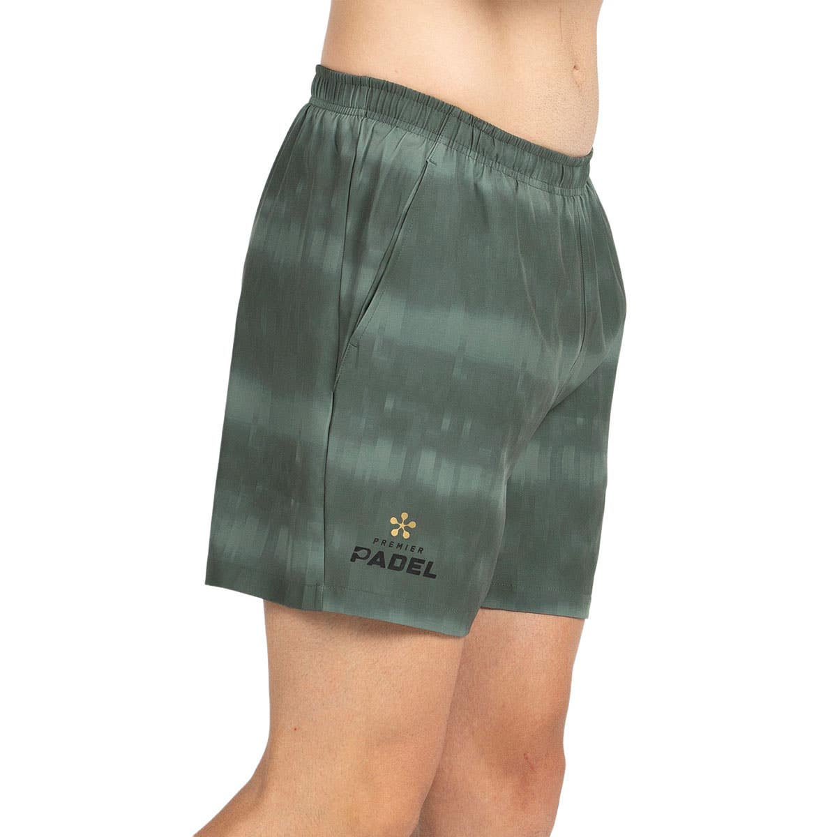 Groene Bullpadel Poenix short schuin van voren met elastische taille