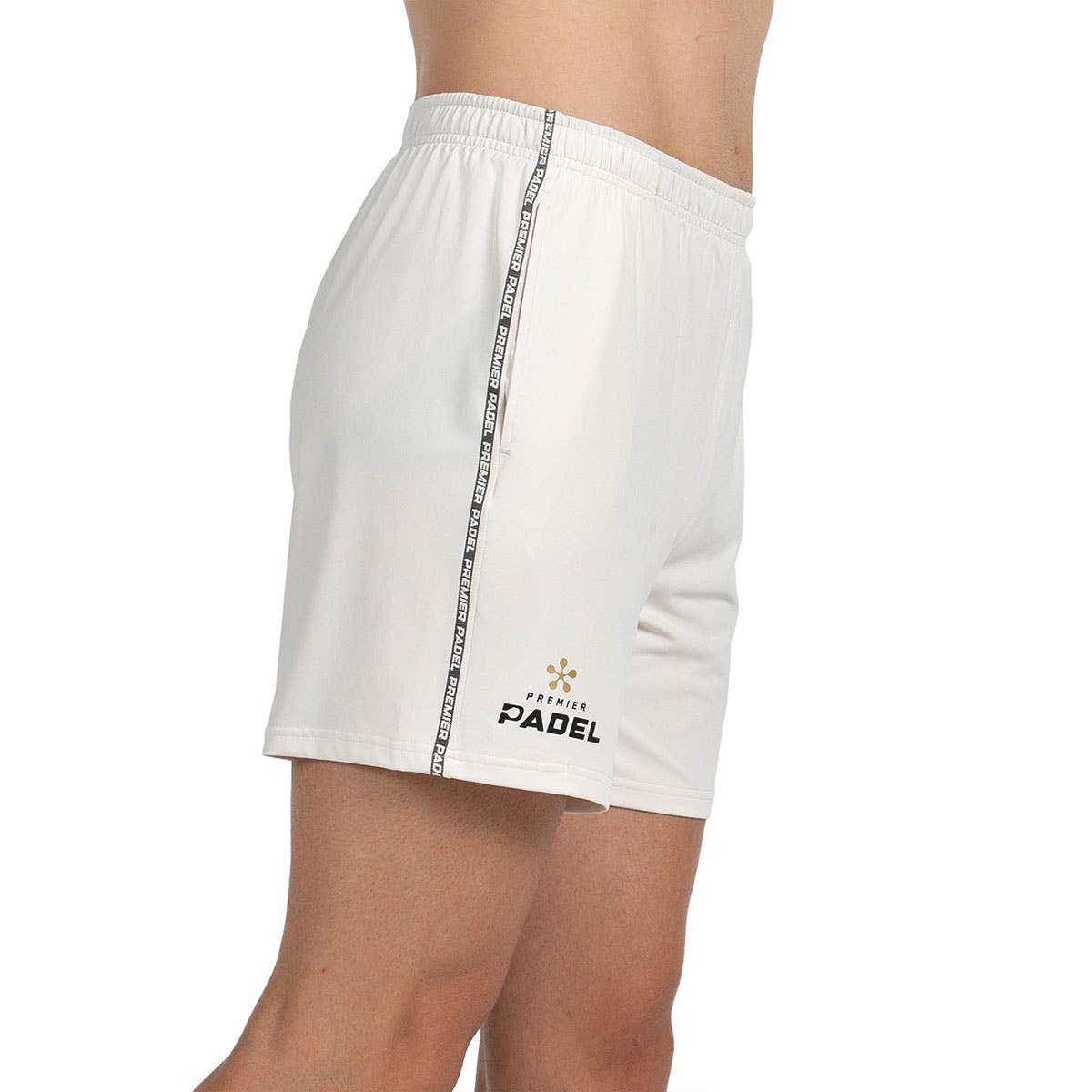 Witte Bullpadel Preux short van opzij met contrastbies langs de zijnaad