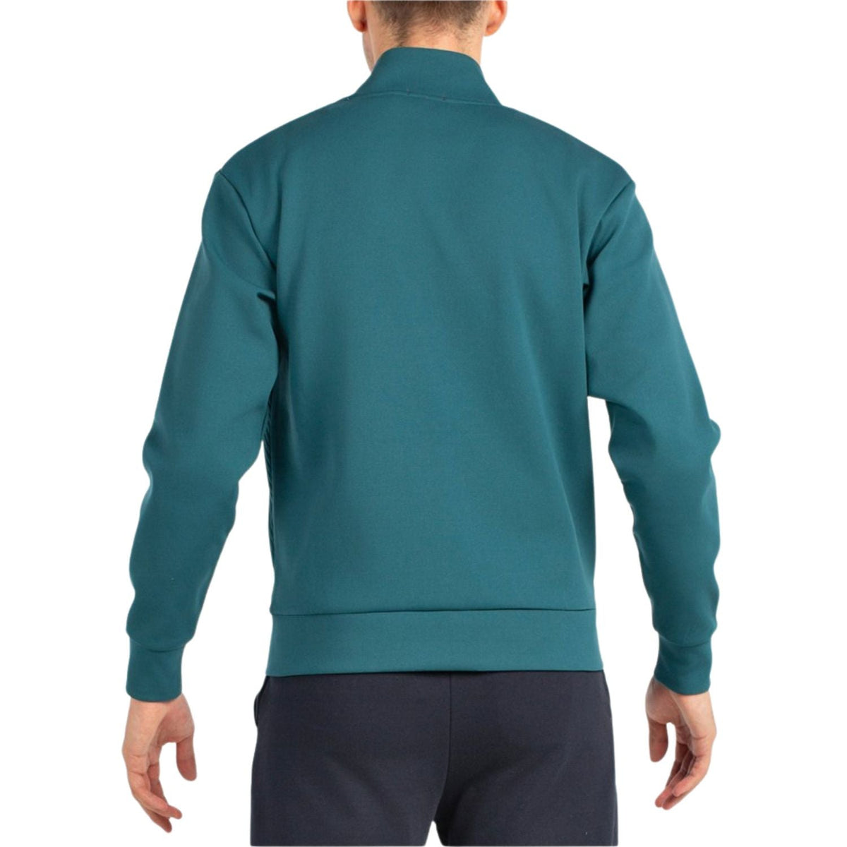 Achterzijde van het petrolgroene Bullpadel Sweatshirt Breen met opstaande kraag