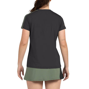 Achterzijde van het zwarte Bullpadel Pampan T-shirt met groene rok