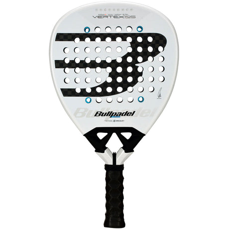 Bullpadel VERTEX 05 26 padelracket in wit met zwart patroon, vooraanzicht