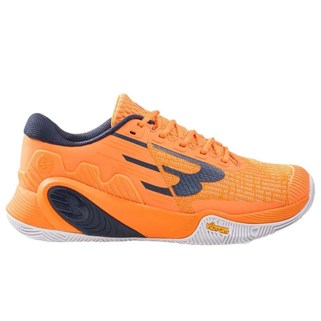 Bullpadel Vertex Vibram 26V Orange padelschoen in fel oranje met donkerblauw, buitenzijde