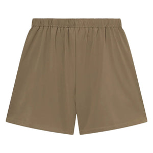 Achterzijde van de taupebeige Cuera Active Globe short met elastische tailleband
