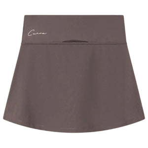 Detail van de tailleband met Cuera-logo van de Cuera Oncourt Skirt 2-In-1 Dark Brown
