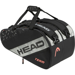 Zijaanzicht van de zwarte Head Team L racketbag met zilvergrijs vlak en Team-opdruk