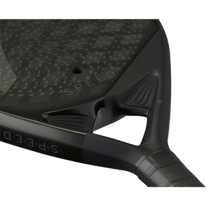 Close-up van de zwarte hartbrug en framerand van het Head Speed One X 2025