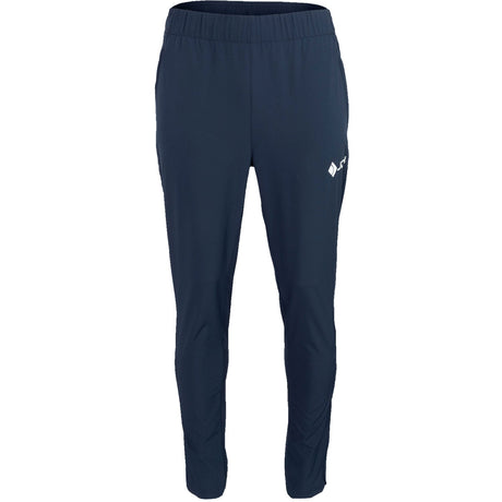 Vooraanzicht van de donkerblauwe JDH Carbon Pro Light broek met wit logo op de dij