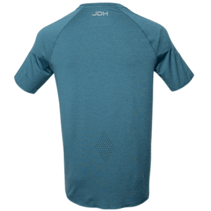 Achterkant van het JDH Performance T-Shirt Tidal