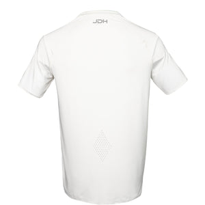 Achterkant van het witte JDH Performance T-Shirt met fijne ruitstructuur in het rugpand