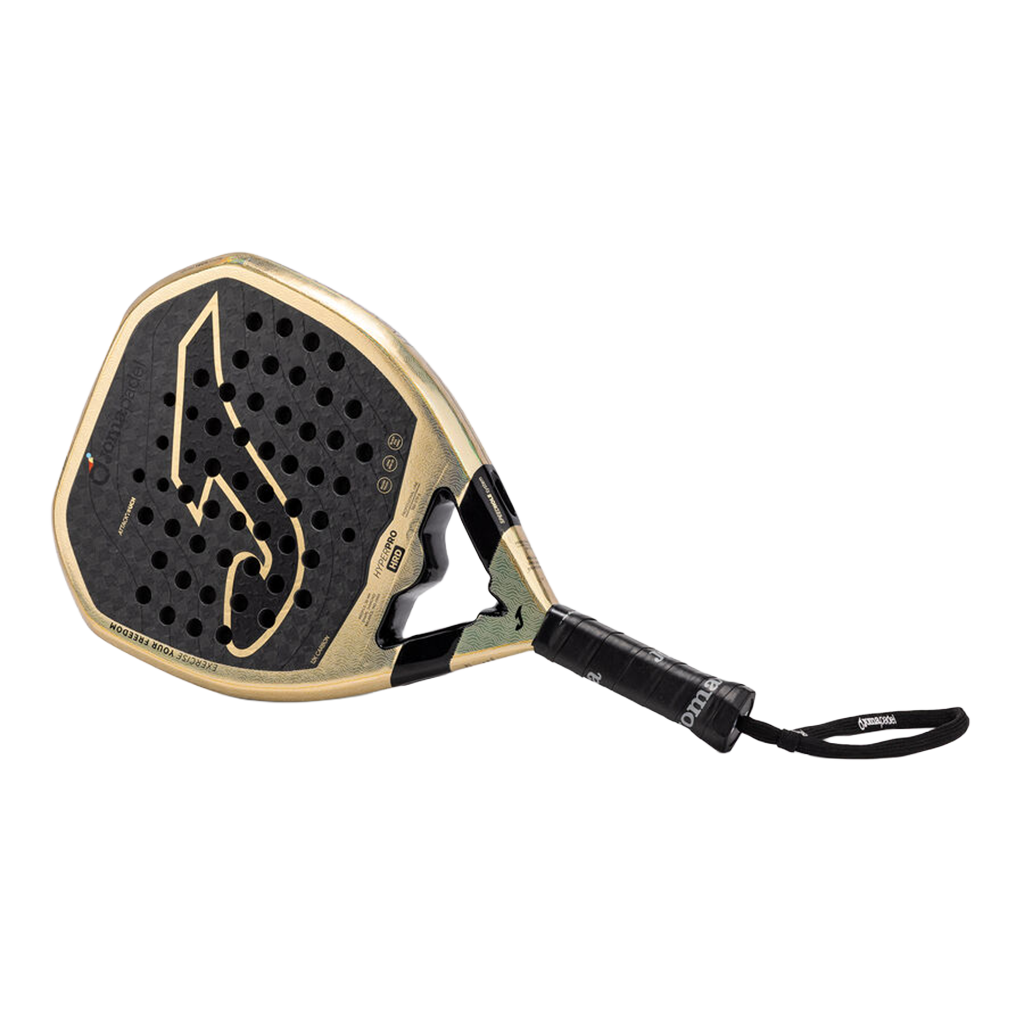 Joma Hyper Pro Hrd 2026 padelracket schuin liggend in goud met zwart slagvlak