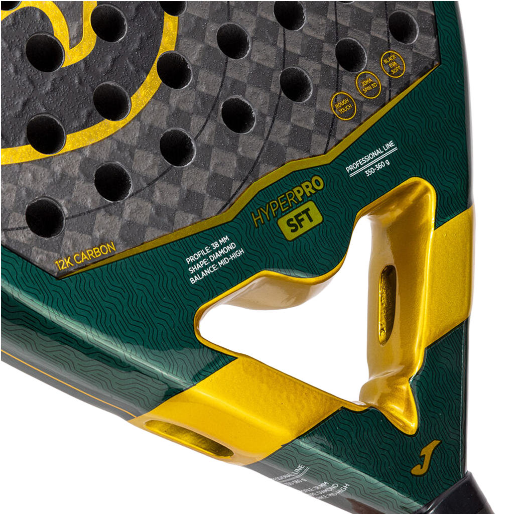 Detail van het groene hart van het Joma Hyper Pro Sft 2026 met 3K Carbon-aanduiding
