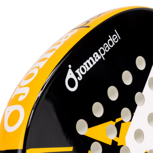 Close-up van de zwarte framerand van het Joma Master 2026 met Jomapadel-wordmark