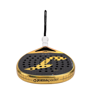 Bovenaanzicht van de Joma Valkiria Pro Sft 2026 met Jomapadel-opdruk op de framerand