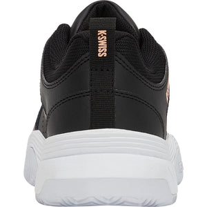 Achteraanzicht van de K-Swiss Court Express 2 Clay Woman Black/White/Peach Parfait met koperkleurig logo