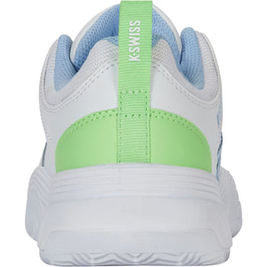 Achteraanzicht van de witte K-Swiss Court Express 2 met groene hielband