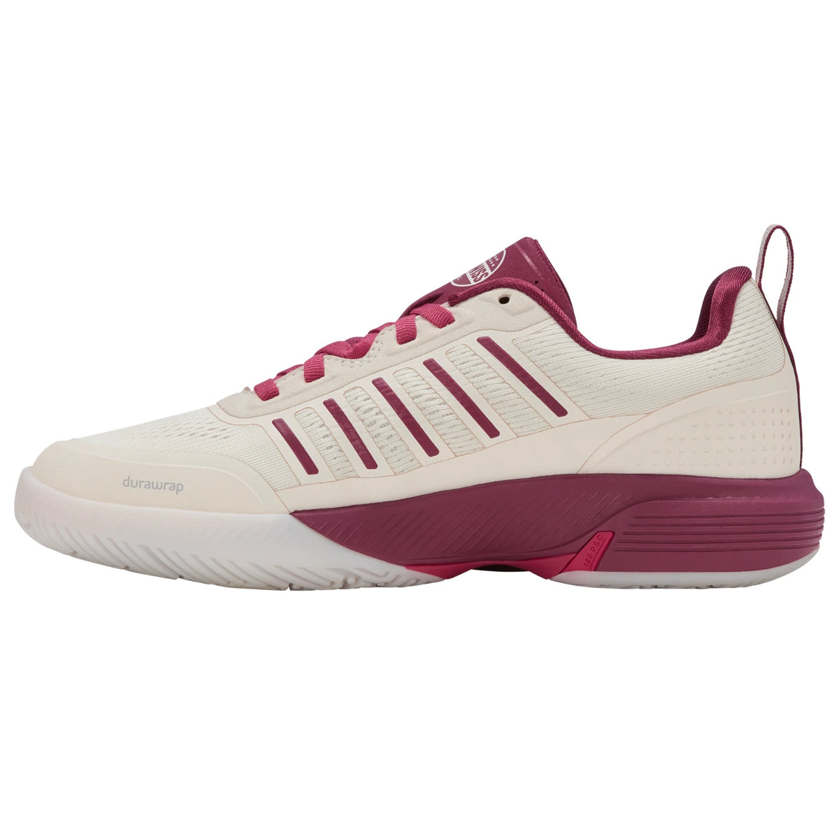 Binnenzijde van de cremekleurige K-Swiss Ultra Court W met bordeauxrode zoolrand